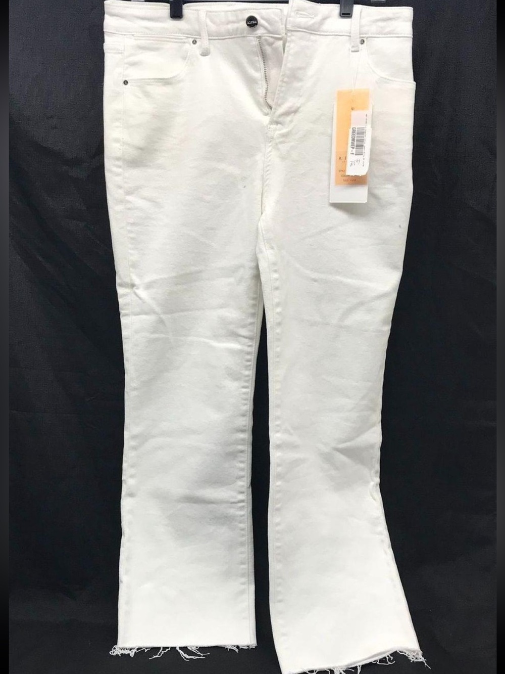 NWT Risen Mid Rise Flare and Frayed Hem Ankle Jeans Size 15/32”